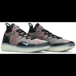 Wore once KD 11 size 10.5